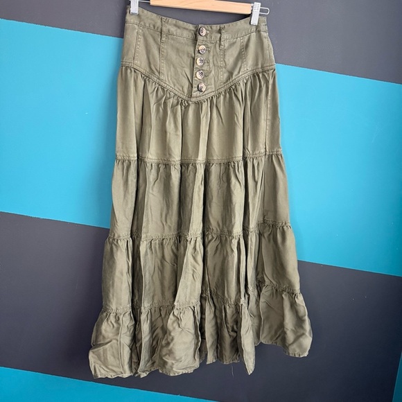 Maeve Lainey Tiered Maxi Skirt size 4 - Picture 4 of 16